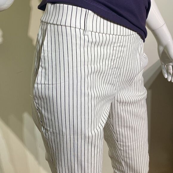 NWT Jules & Leopold Pinstripe Full On Slim Leg Capri Pants - Picture 6 of 13